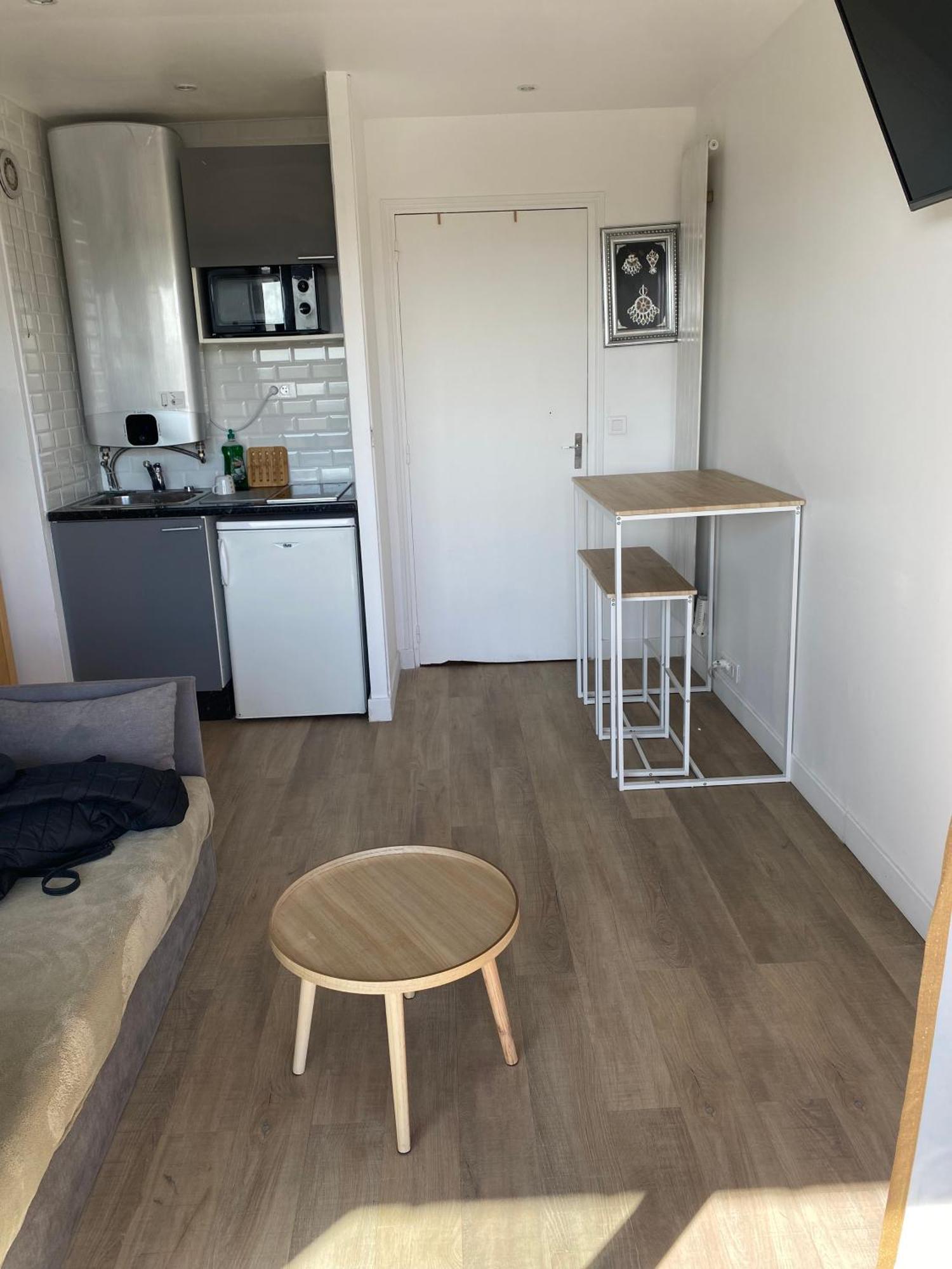 Beau Studio Au Bord De La Mer Блонвиль-сюр-Мер Экстерьер фото