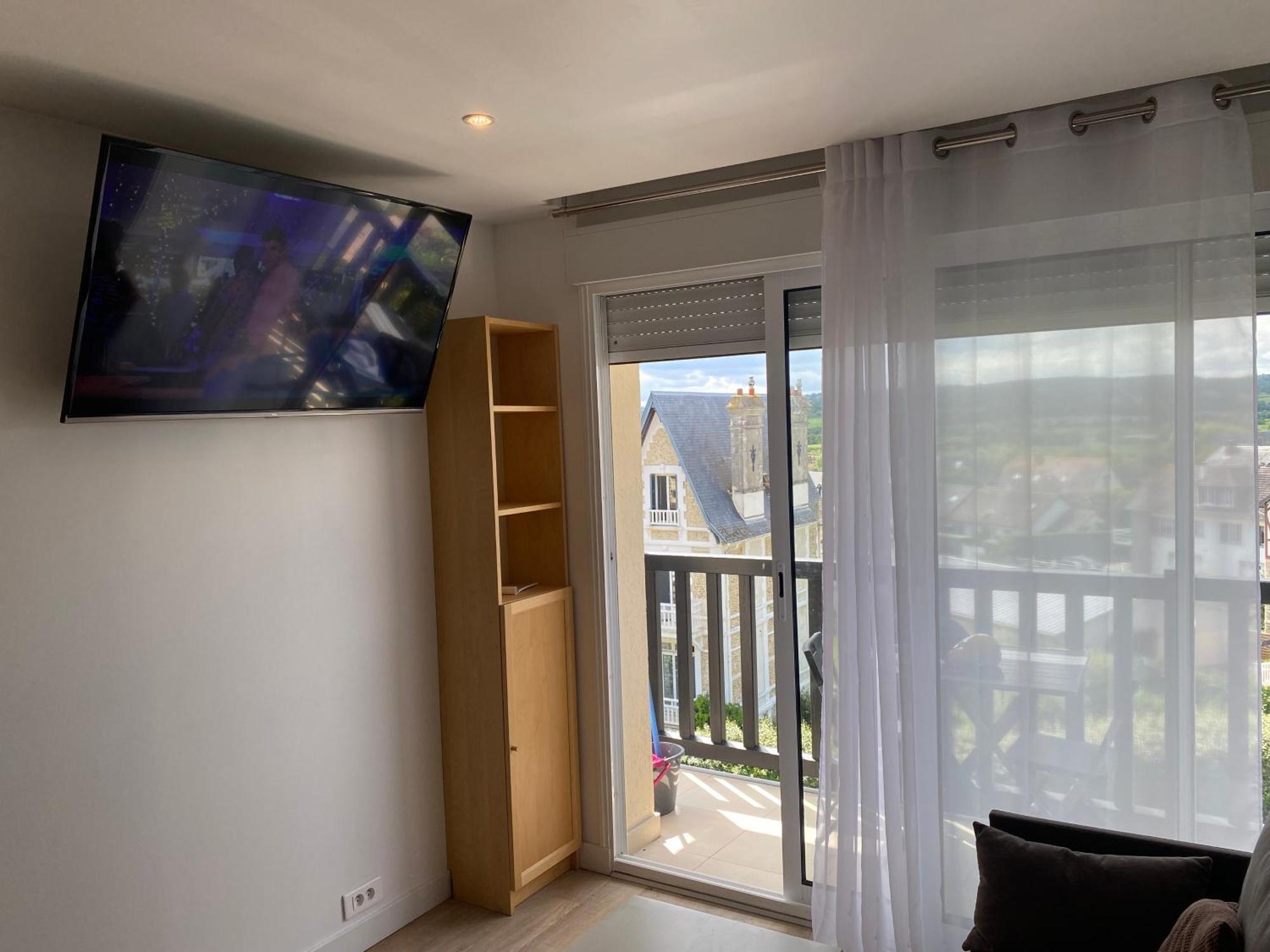 Beau Studio Au Bord De La Mer Блонвиль-сюр-Мер Экстерьер фото